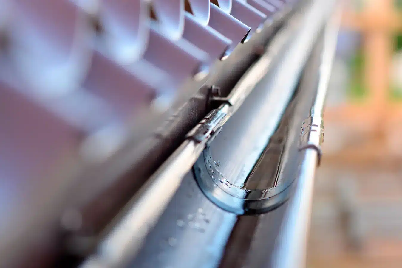 posee et remplacement de gouttières en eure et loir avec eco toit renov